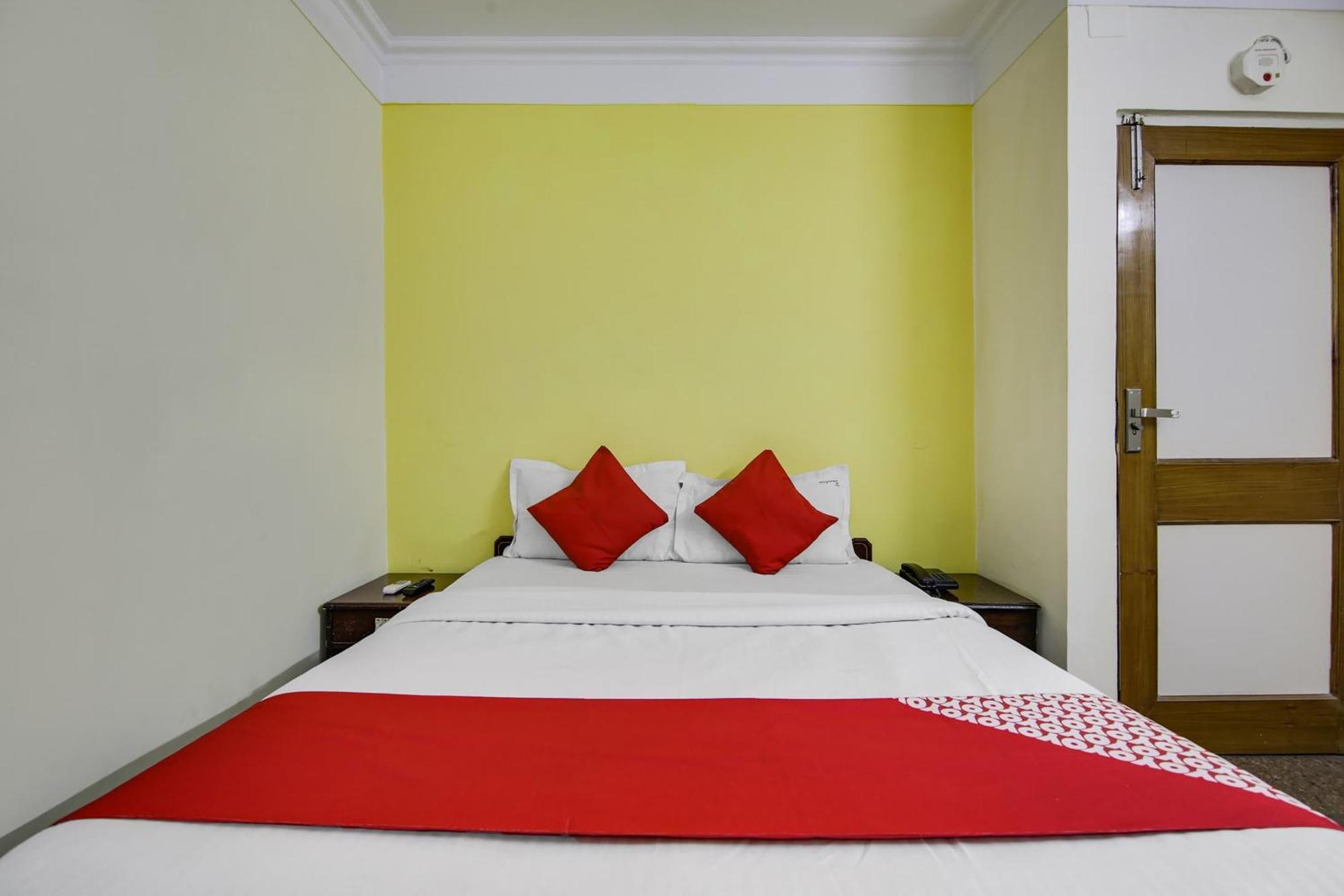 Hotel O Sunshine Palace Delhi Zewnętrze zdjęcie